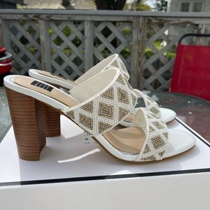 White House Black Market, never been worn before with box, size 9 women's